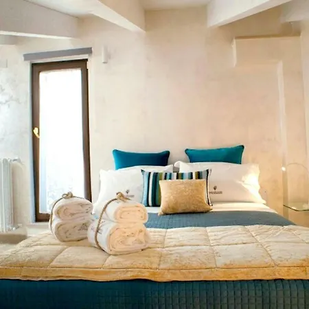 Claustro Pestrichella - 2 Apartment Altamura